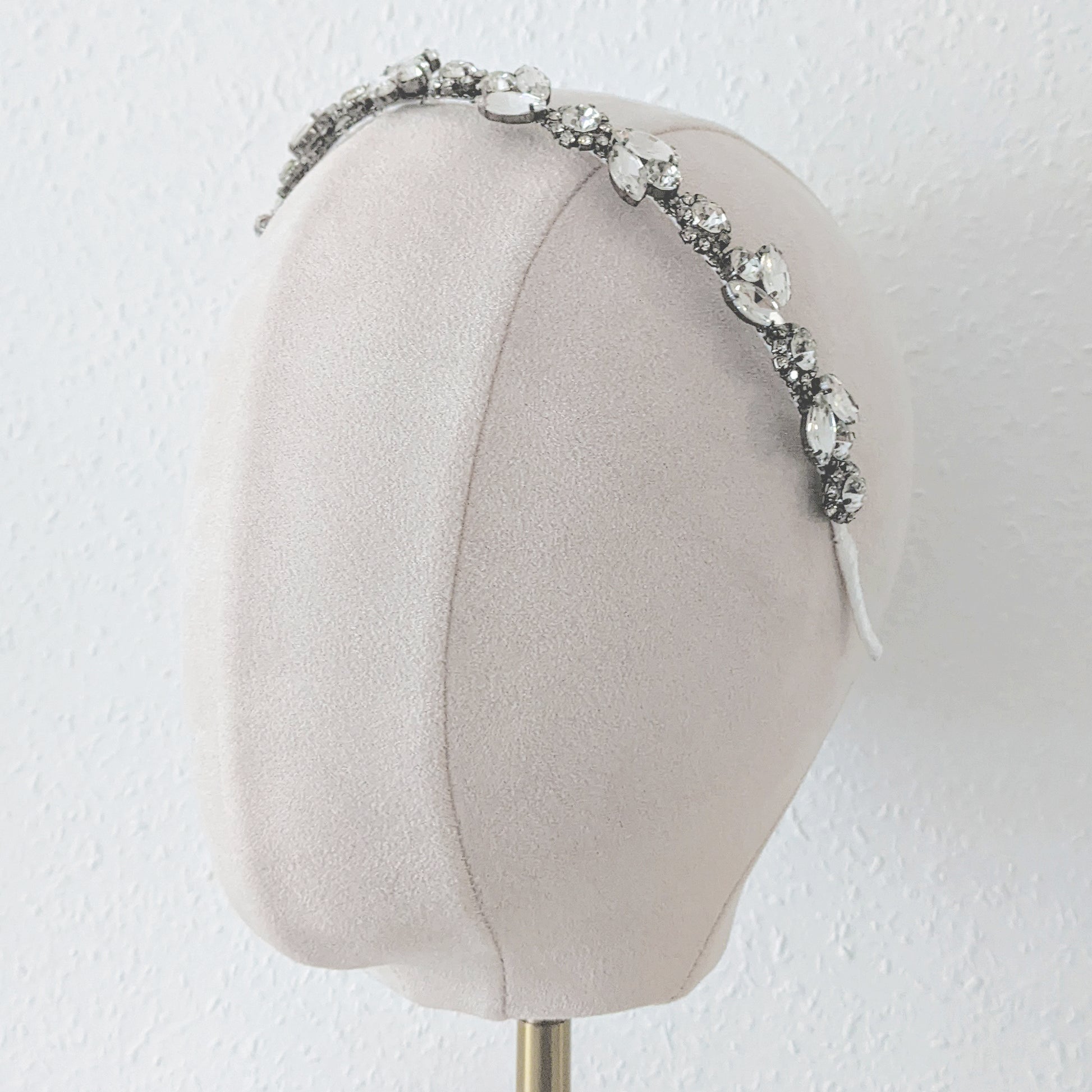 Modern bridal headband for weddings - Susie Warner